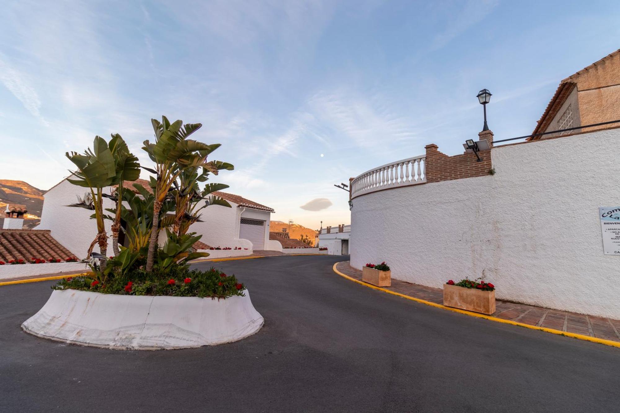 Rentitspain Vistas Increibles En Apartamento Lambda 2 Almuñécar Eksteriør billede